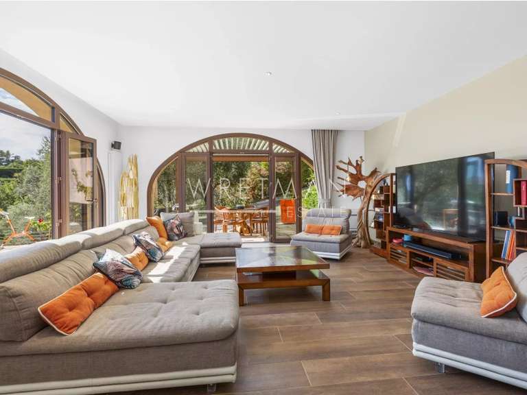 Villa Montauroux - 4 bedrooms - 229m²