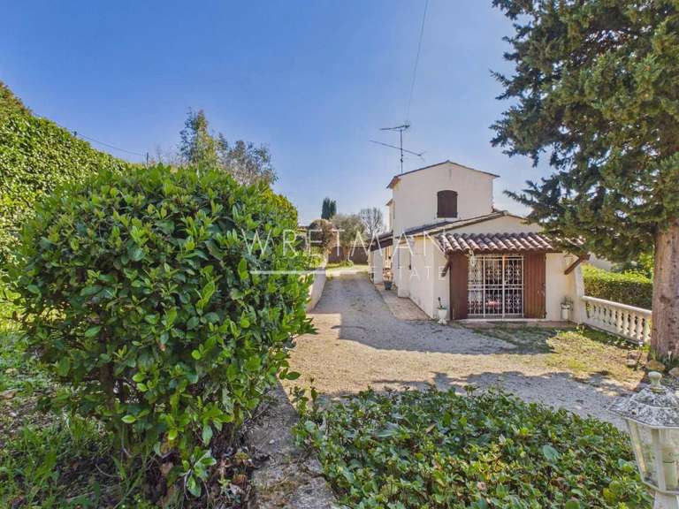 Villa Montauroux - 3 chambres - 185m²