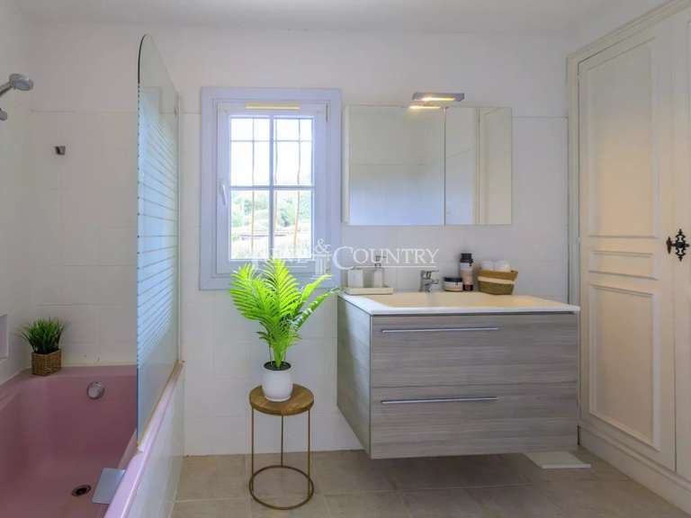 Villa Montauroux - 4 chambres - 166m²