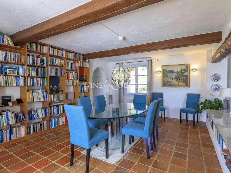 Villa Montauroux - 4 bedrooms - 166m²