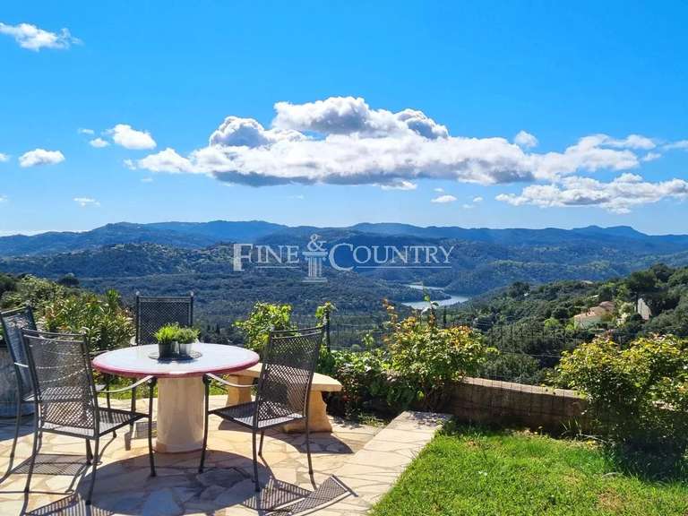 Villa Montauroux - 4 chambres - 166m²