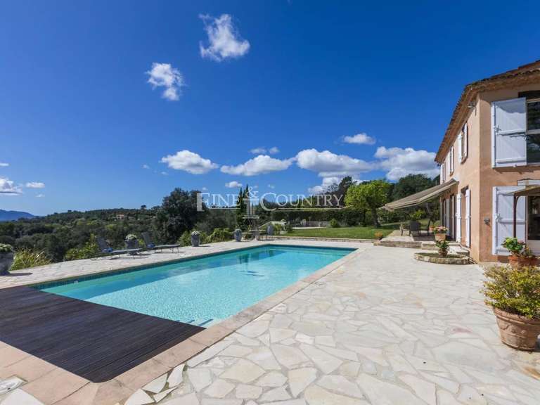 Villa Montauroux - 4 chambres - 166m²