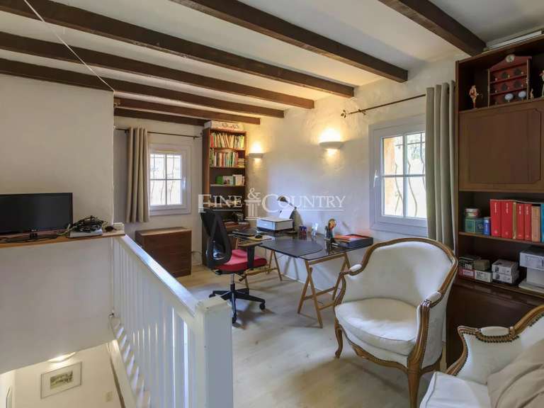 Villa Montauroux - 4 bedrooms - 166m²