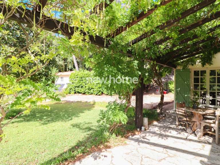 Villa Montauroux - 5 chambres - 270m²