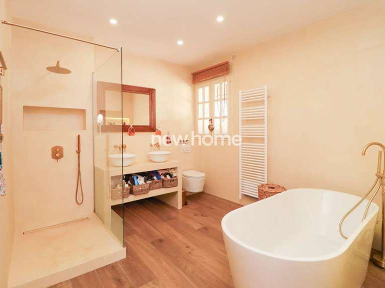 Villa Montauroux - 5 chambres - 270m²