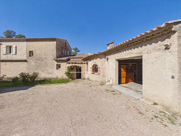 Villa Montauroux - 5 chambres - 233m²