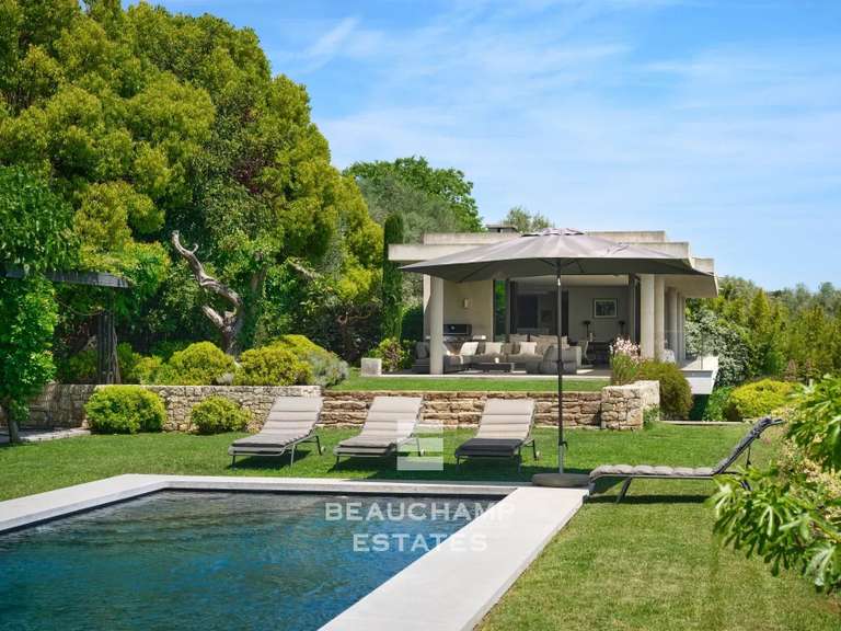 Villa Montauroux - 4 bedrooms - 310m²
