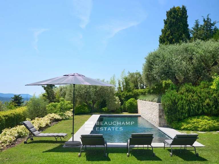 Villa Montauroux - 4 chambres - 310m²