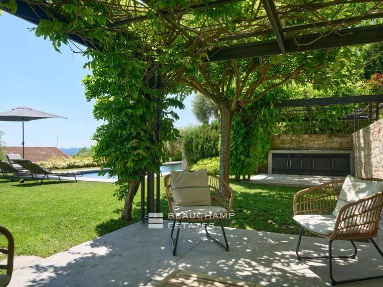 Villa Montauroux - 4 chambres - 310m²