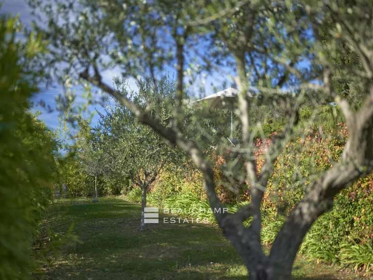 Villa Montauroux - 4 chambres - 310m²