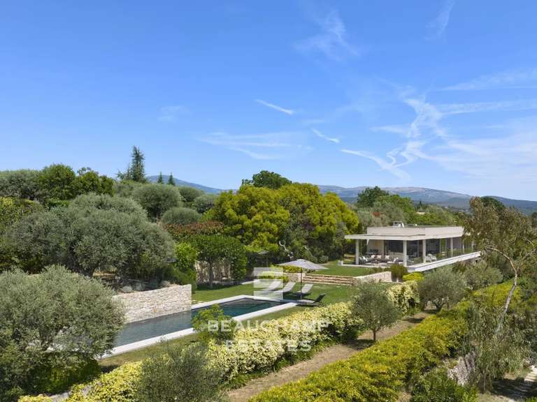 Villa Montauroux - 4 bedrooms - 310m²
