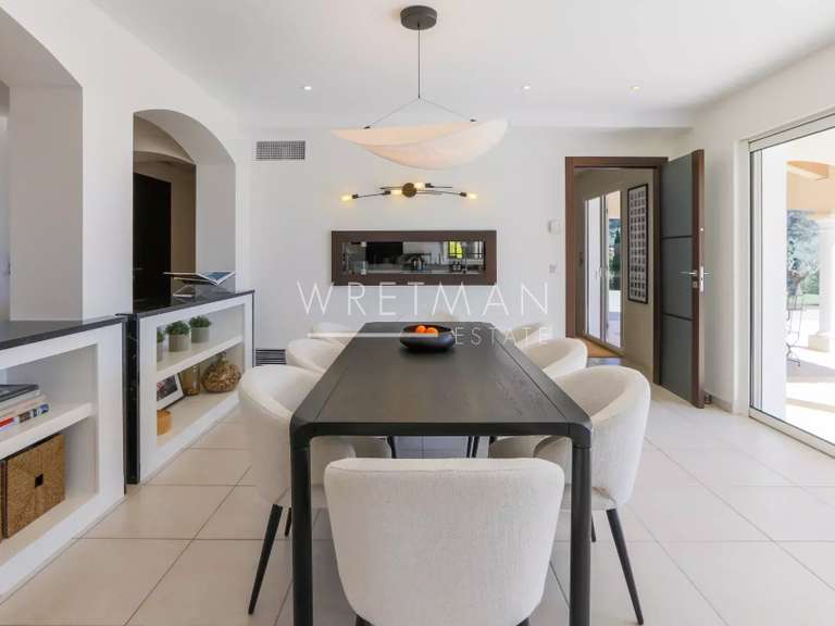 Villa Montauroux - 5 chambres - 243m²