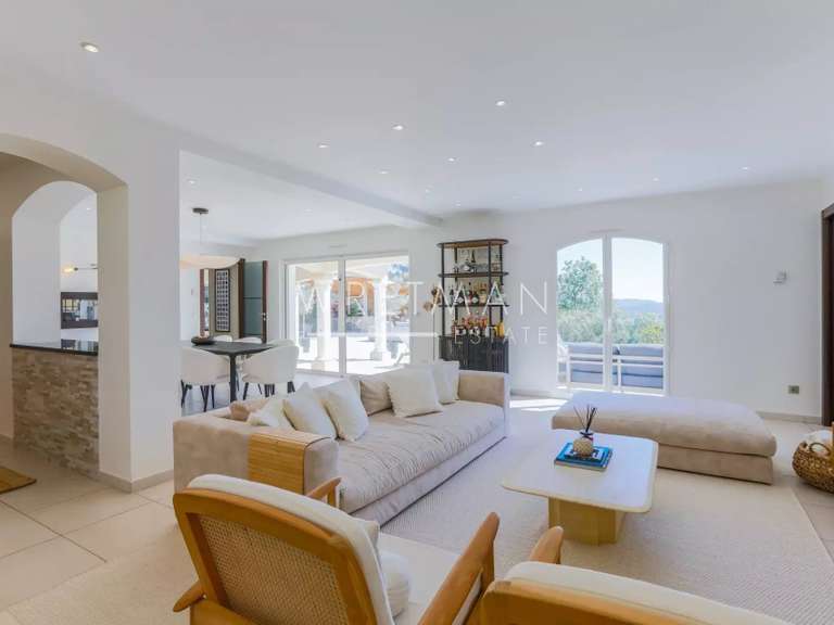 Villa Montauroux - 5 chambres - 243m²