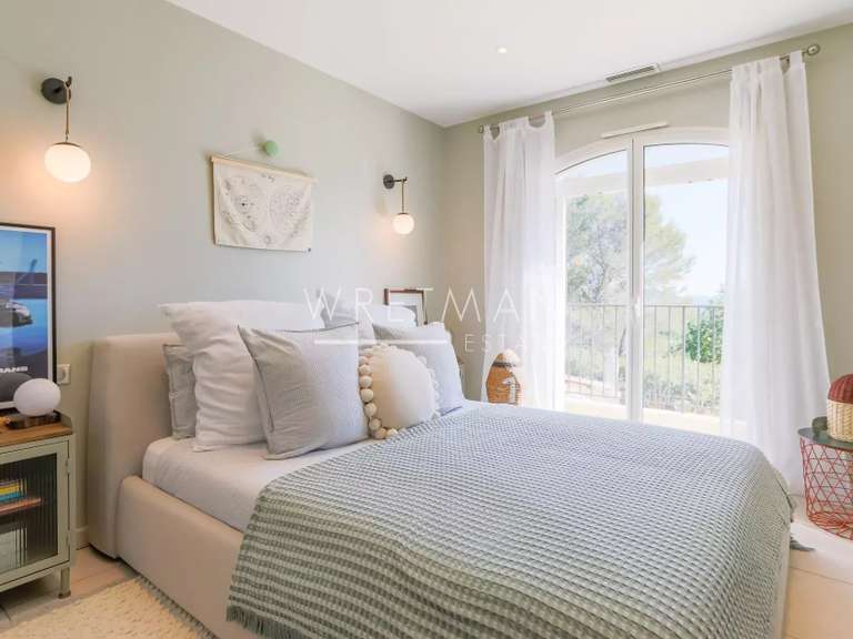 Villa Montauroux - 5 chambres - 243m²