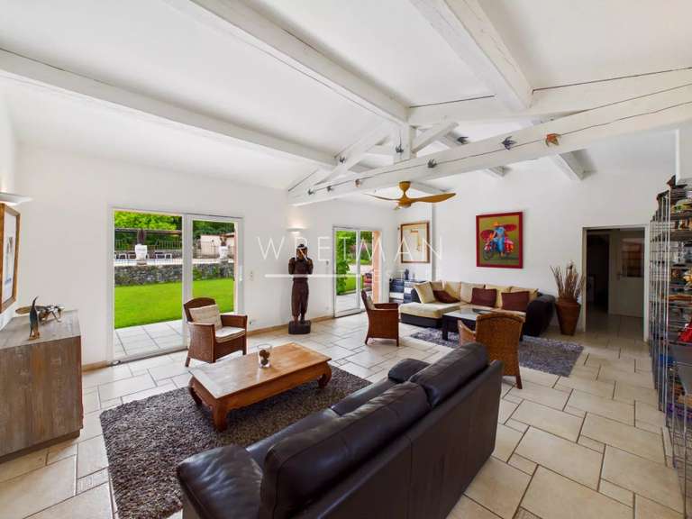 Villa Montauroux - 7 chambres - 238m²