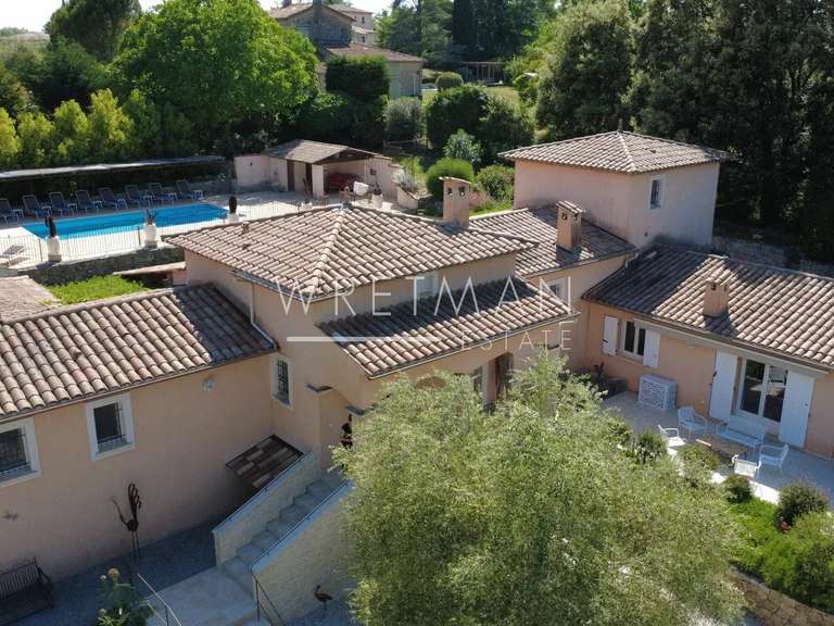Villa Montauroux - 7 chambres - 238m²