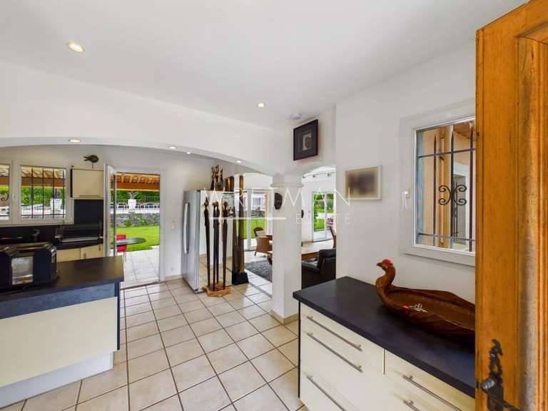 Villa Montauroux - 7 chambres - 238m²