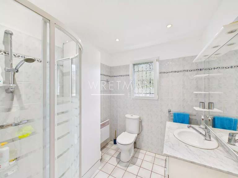 Villa Montauroux - 7 chambres - 238m²