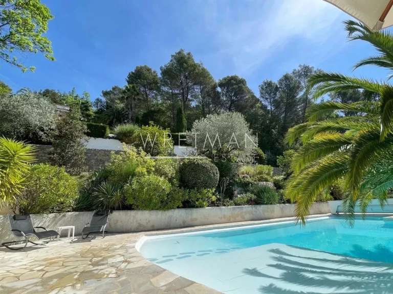 Villa Montauroux - 4 bedrooms - 185m²