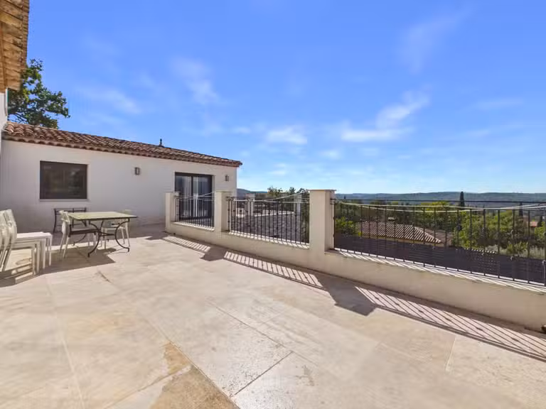 Villa Montauroux - 6 chambres - 275m²