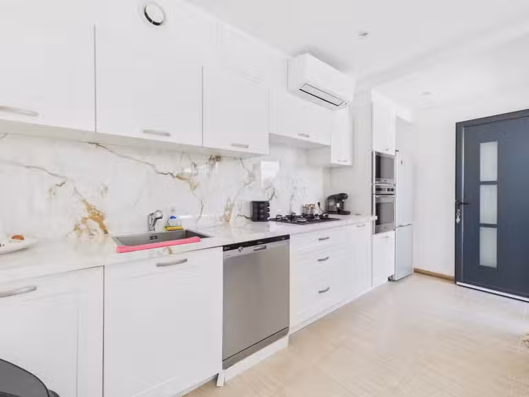 Villa Montauroux - 6 chambres - 275m²