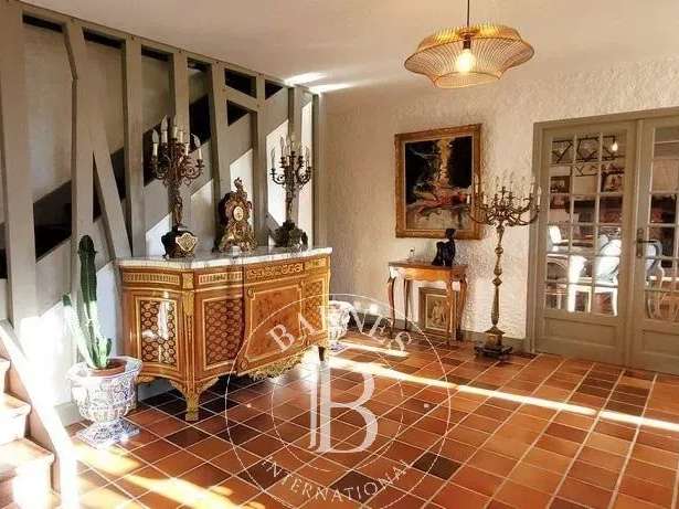 Maison Montbarrois - 4 chambres - 286m²