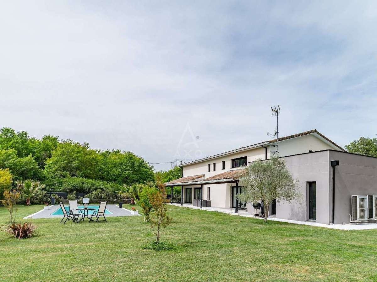 House Montberon