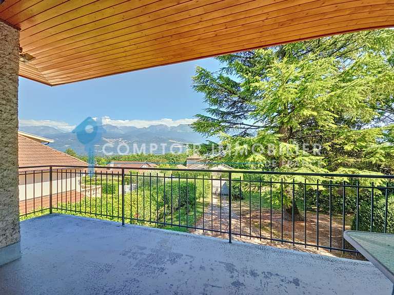 Maison Montbonnot-Saint-Martin - 5 chambres - 240m²
