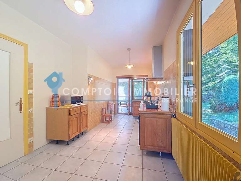 Maison Montbonnot-Saint-Martin - 5 chambres - 240m²