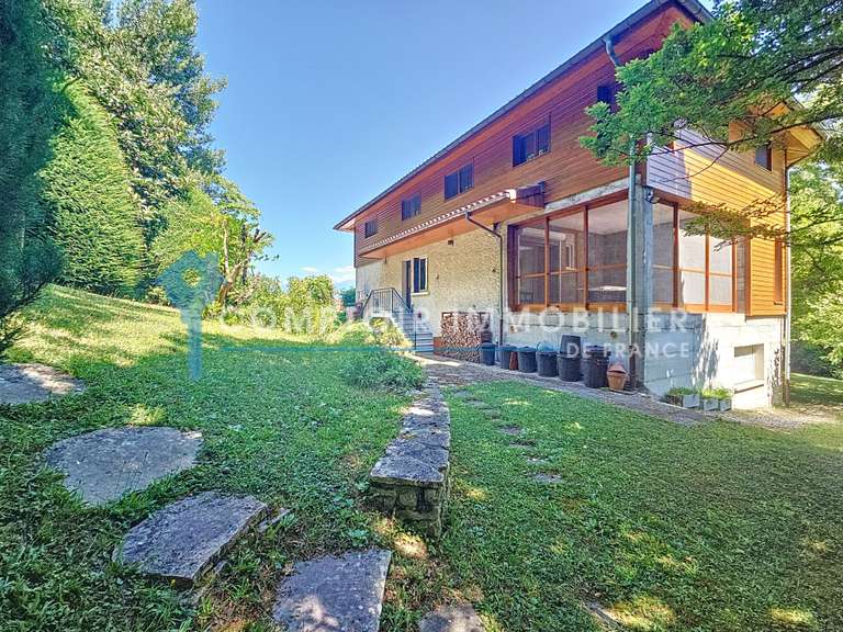 Maison Montbonnot-Saint-Martin - 5 chambres - 240m²