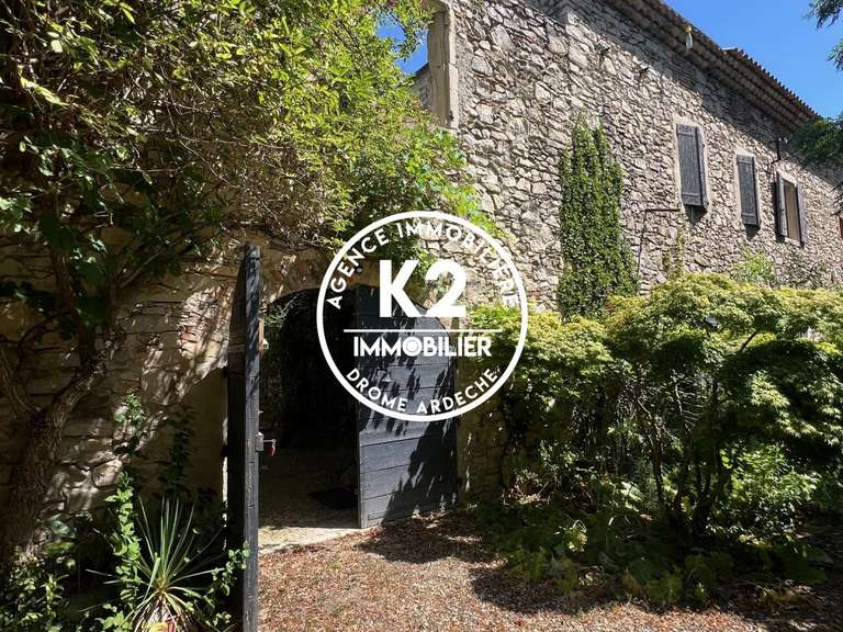 Maison Montboucher-sur-Jabron - 3 chambres - 220m²