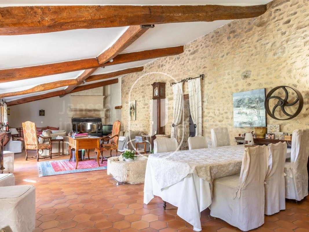 Maison Montbrun-les-Bains