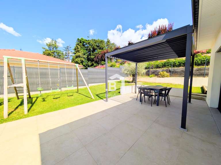 Maison Montcarra - 3 chambres - 132m²