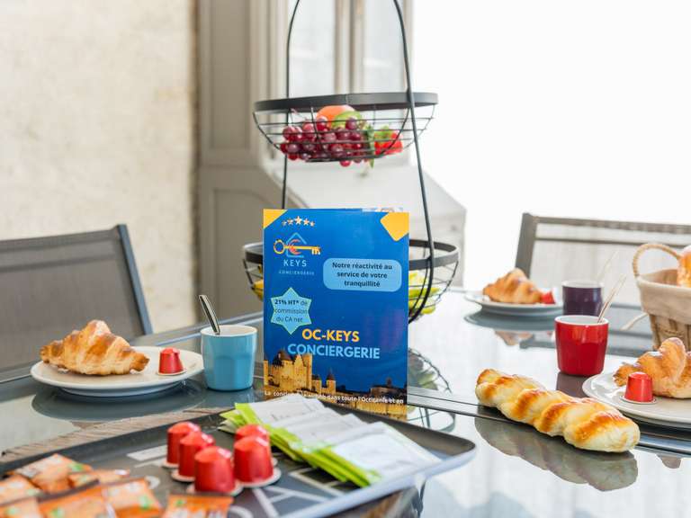 House Montcuq - 4 bedrooms - 210m²