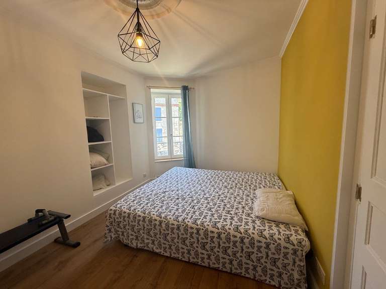 Maison Montcuq - 7 chambres - 302m²