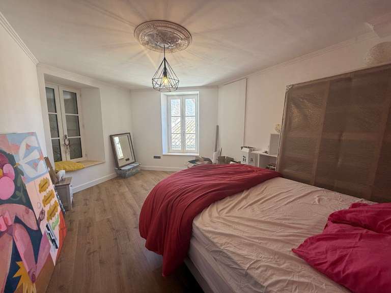 Maison Montcuq - 7 chambres - 302m²
