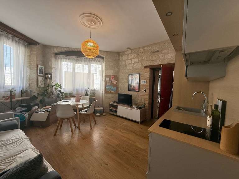 Maison Montcuq - 7 chambres - 302m²