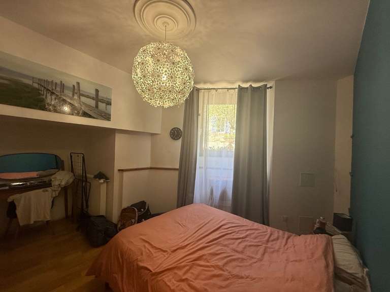 Maison Montcuq - 7 chambres - 302m²