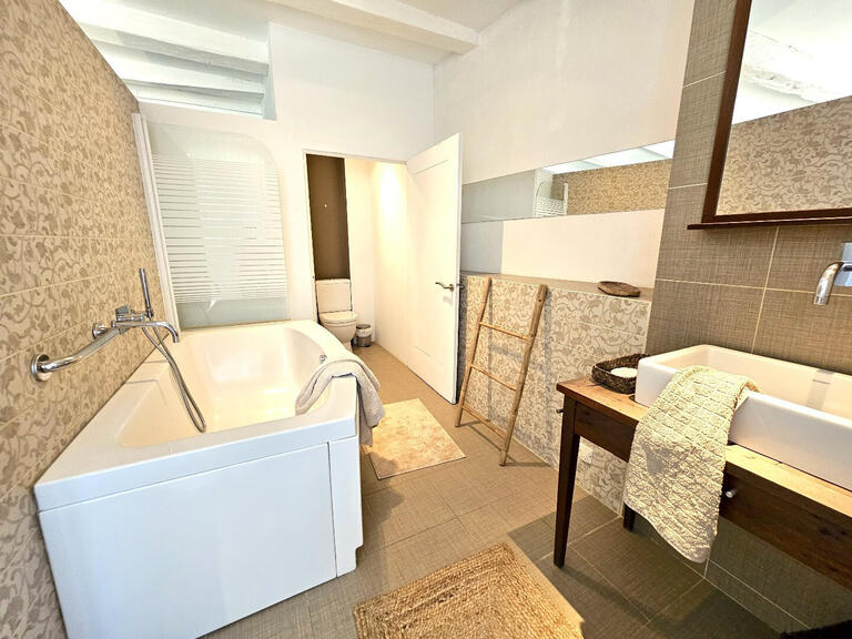 Property Montcuq - 5 bedrooms - 400m²