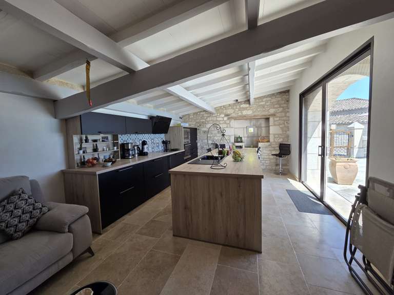 Maison Montcuq-en-Quercy-Blanc - 4 chambres - 168m²
