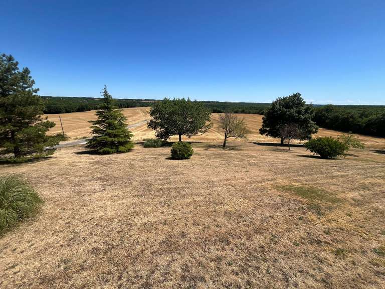 Maison Montcuq-en-Quercy-Blanc - 4 chambres - 168m²