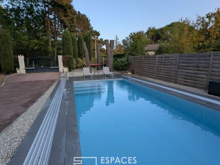 Maison Montélier - 4 chambres - 259m²