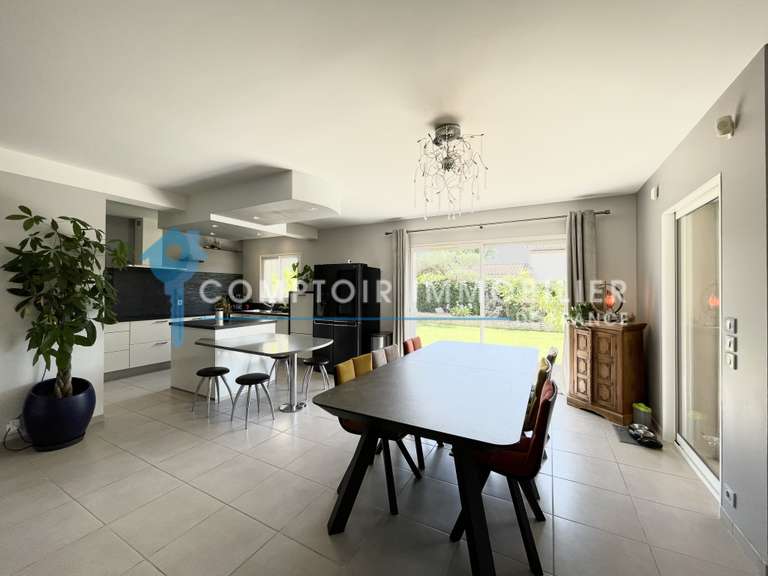 Villa Montélier - 4 chambres - 163m²