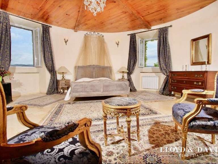 Château Montélimar - 16 chambres - 1560m²