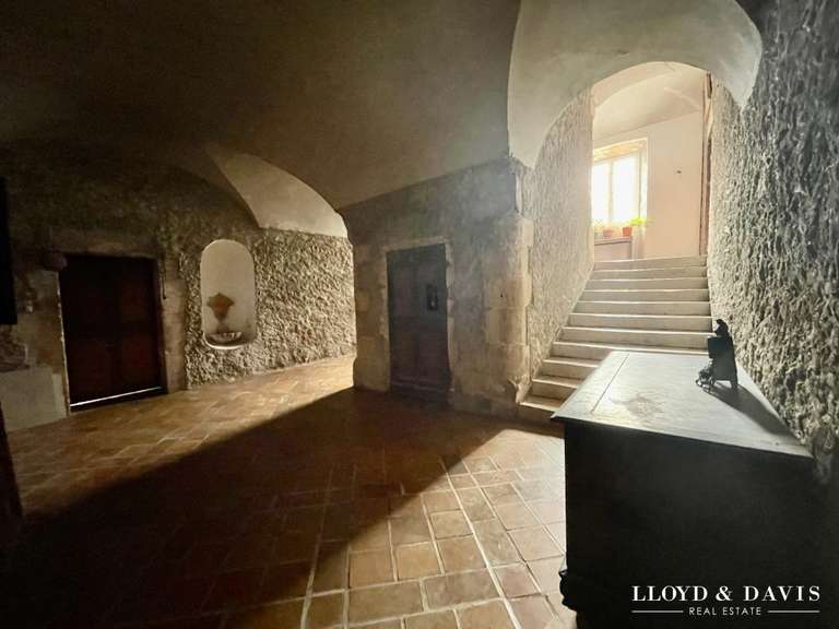 Château Montélimar - 16 chambres - 1560m²