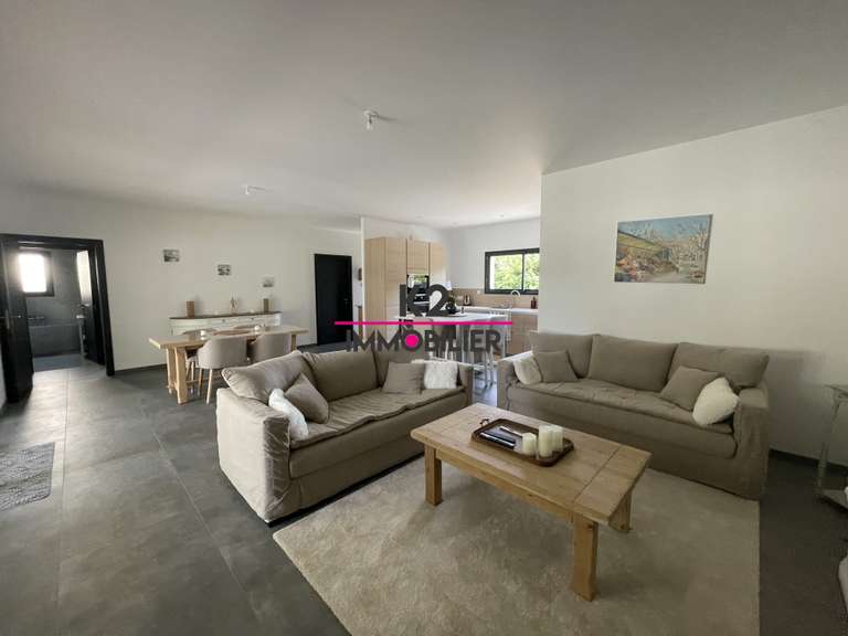 Maison Montélimar - 4 chambres - 124m²