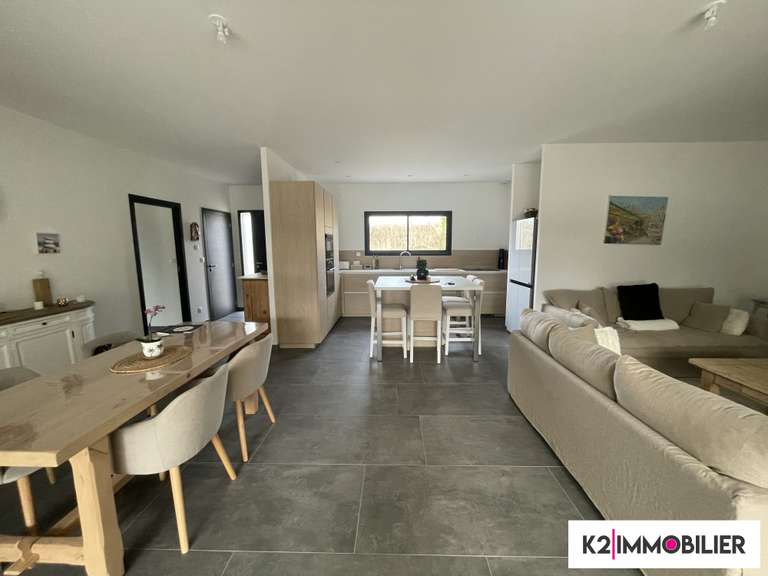 Maison Montélimar - 4 chambres - 124m²