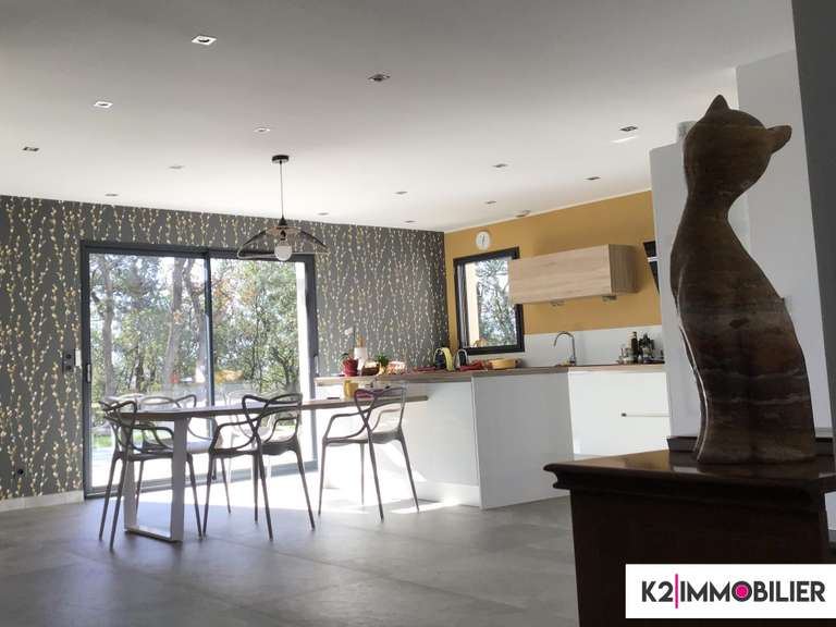 House Montélimar - 4 bedrooms - 193m²