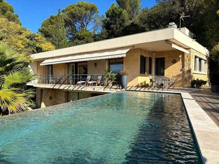 Maison Montélimar - 4 chambres - 195m²