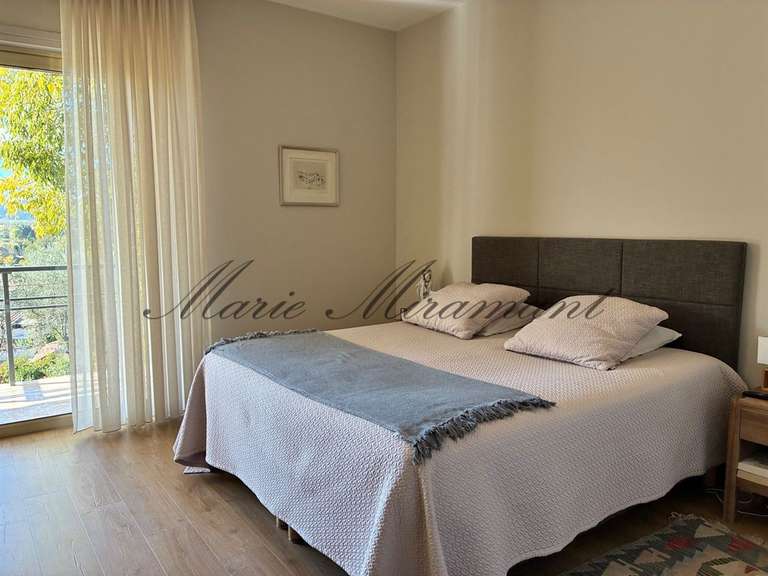 Maison Montélimar - 4 chambres - 195m²